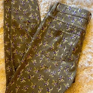 HUE olive/purple floral jeggings sz L